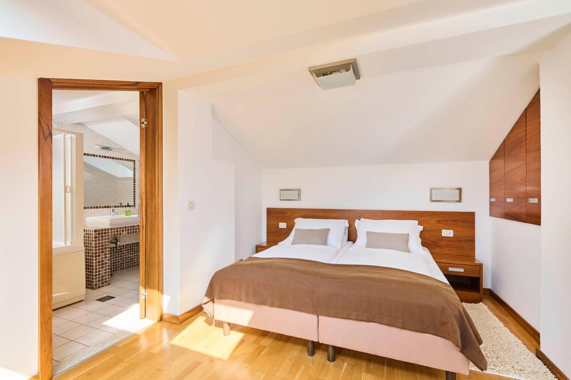 Villa Dobravac Wine Estate Rovinj Bilik gambar